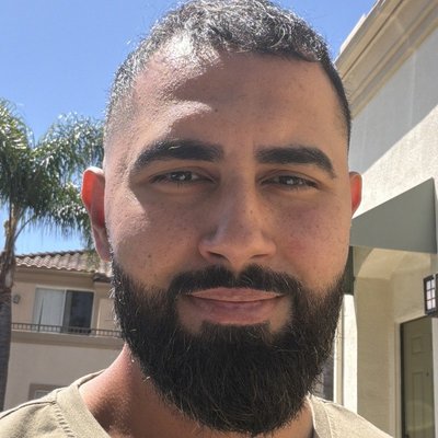 Aresh Saqib, founder of Sakoon Nutrition